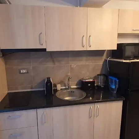 Apartmán Alezzi Beach Seaside Cu Piscina *