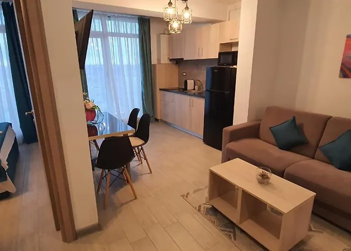 Alezzi Beach Seaside Cu Piscina