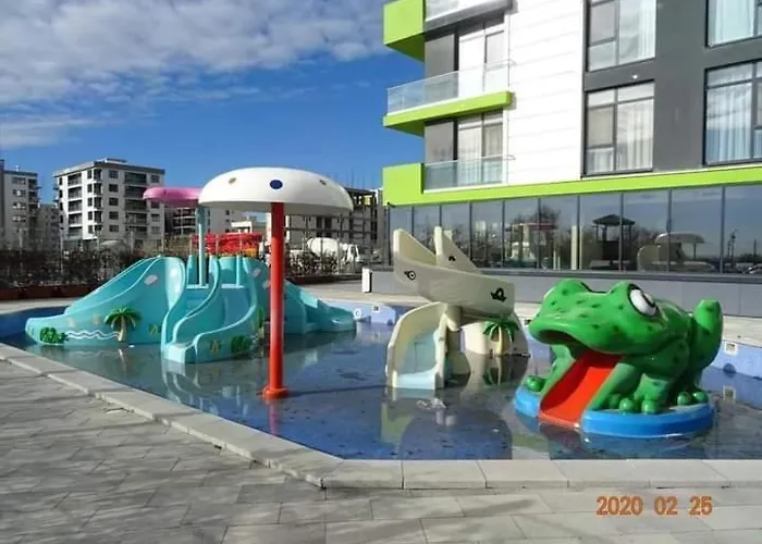 Alezzi Beach Seaside Cu Piscina