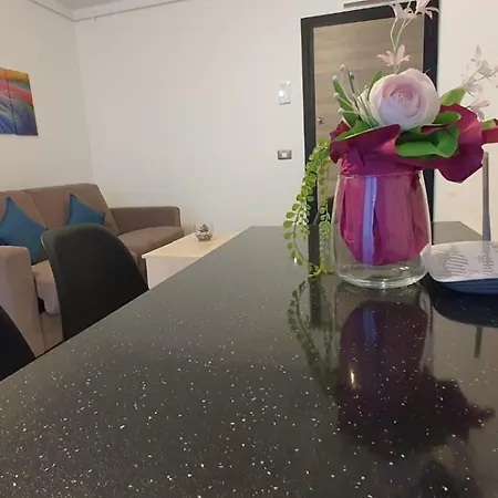 Apartman Alezzi Beach Seaside Cu Piscina Năvodari