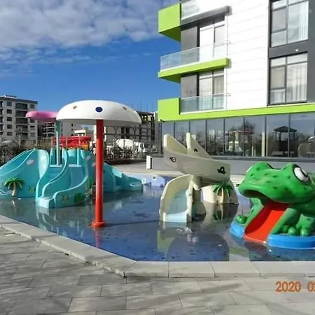 Alezzi Beach Seaside Cu Piscina